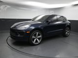 Certified 2022 Porsche Macan image 4