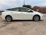 Used 2019 Toyota Prius LE image 4