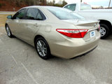 Used 2016 Toyota Camry SE image 4