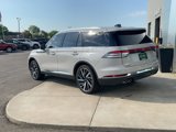 Used 2025 Lincoln Aviator Reserve w/ Equipment Group 201A image 3