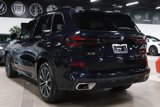 Used 2024 BMW X5 sDrive40i w/ M Sport Package image 3