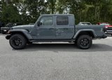 New 2025 Jeep Gladiator Sport image 4