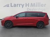 New 2026 Chrysler Pacifica Limited image 2