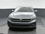 Used 2023 Volkswagen Jetta SE image 2