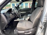 Used 2010 Ford Escape XLT image 4