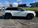 New 2025 Jeep Grand Cherokee Limited w/ Black Appearance Package image 2