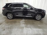 Used 2023 Lincoln Nautilus AWD w/ Premium Package image 2