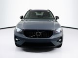 Used 2023 Volvo XC40 B5 Ultimate image 2