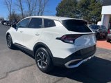 Used 2023 Kia Sportage LX image 3