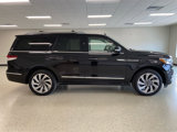 Used 2024 Lincoln Navigator Premiere image 6
