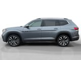 Used 2022 Volkswagen Atlas SEL Premium image 2