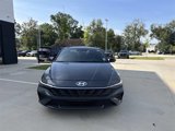 Used 2025 Hyundai Elantra Sport image 2