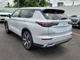 New 2025 Mitsubishi Outlander SE image 3