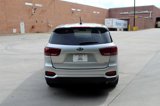 Used 2019 Kia Sorento LX image 4