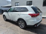Used 2020 Mitsubishi Outlander ES image 2