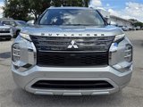 New 2025 Mitsubishi Outlander SEL image 2
