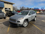 Used 2017 Jeep Cherokee Latitude image 2