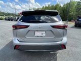 Used 2025 Toyota Highlander Limited image 3