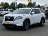 New 2025 Nissan Pathfinder SV w/ SV Premium Package image 5