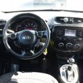 Used 2016 Kia Soul + image 4