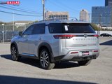 New 2025 Nissan Pathfinder Platinum image 4