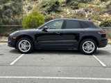 Used 2025 Porsche Macan image 2