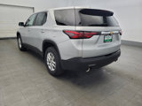 Used 2022 Chevrolet Traverse LS image 5