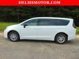 New 2025 Chrysler Pacifica Select image 2