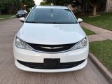 Used 2017 Chrysler Pacifica LX image 2