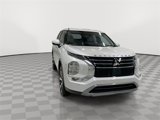 New 2025 Mitsubishi Outlander SE image 2