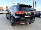 Used 2018 Toyota Highlander SE image 4