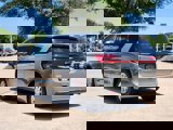 New 2025 Chrysler Pacifica Select image 4