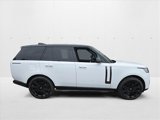 New 2025 Land Rover Range Rover SE image 4