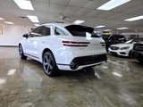 Used 2023 Genesis GV70 2.5T w/ Sport Prestige Package image 3