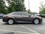 Used 2019 Toyota Camry LE image 4