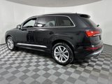 Certified 2025 Audi Q7 3.0T Premium w/ Convenience Package image 2