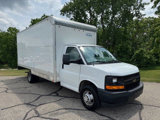 Used 2017 Chevrolet Express 3500 Extended image 2