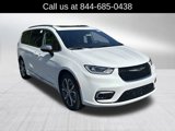 New 2026 Chrysler Pacifica Pinnacle image 3