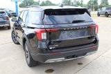 Used 2025 Ford Explorer Active w/ Active Comfort Package image 5