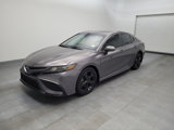 Used 2022 Toyota Camry SE image 2