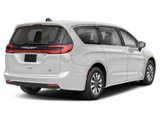 New 2024 Chrysler Pacifica Select image 2