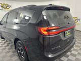 New 2025 Chrysler Pacifica Premium image 5