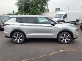 New 2025 Mitsubishi Outlander SE image 5