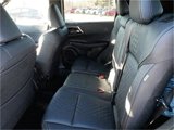 New 2025 Mitsubishi Outlander 4WD Plug-In Hybrid image 5