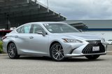 Used 2024 Lexus ES 300h w/ Premium Package image 2