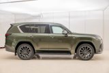 Used 2025 Lexus LX 700h F Sport image 4