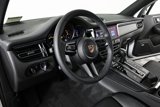 Used 2025 Porsche Macan image 4