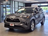 Certified 2023 Toyota Highlander LE image 2