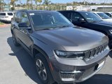 Used 2023 Jeep Grand Cherokee 4WD 4xe image 2