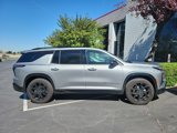 Used 2024 Chevrolet Traverse RS image 3